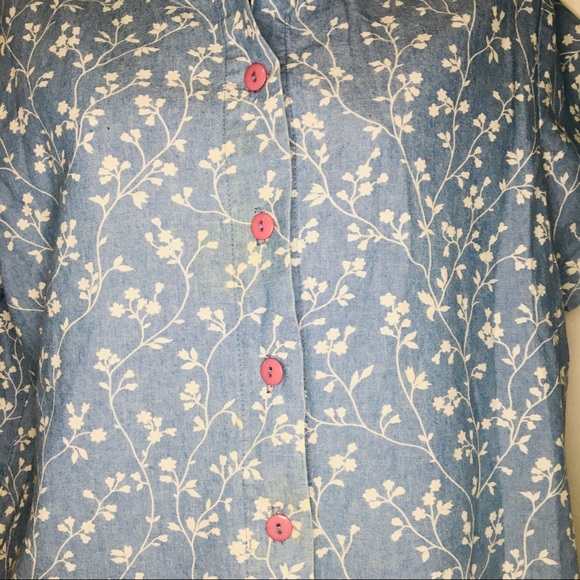 Vintage Button down Top - Picture 2 of 8